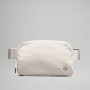 Lululemon everywhere belt bag white opal